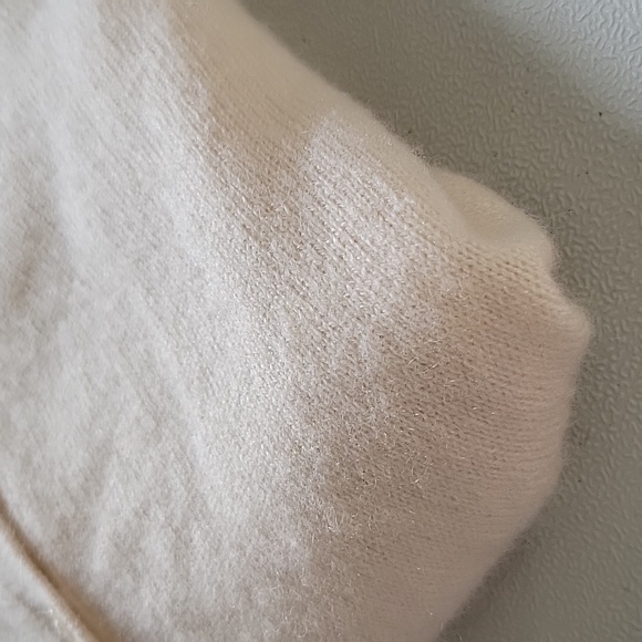 100% Cashmere Ivory Cardigan Sweater - Picture 5 of 6